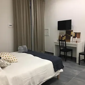 Couette-café Palummelle, Naples
